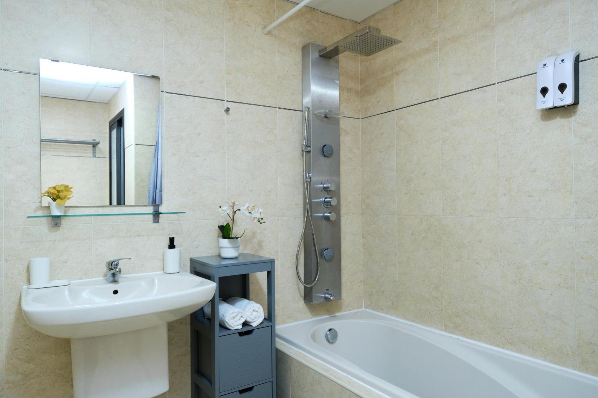 Habitaciones Pensadas Para Ti フエンヒロラ エクステリア 写真